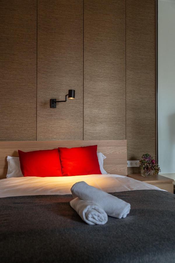 Panoramic Comfort In The Luxurious Green District! Budapest Exterior photo